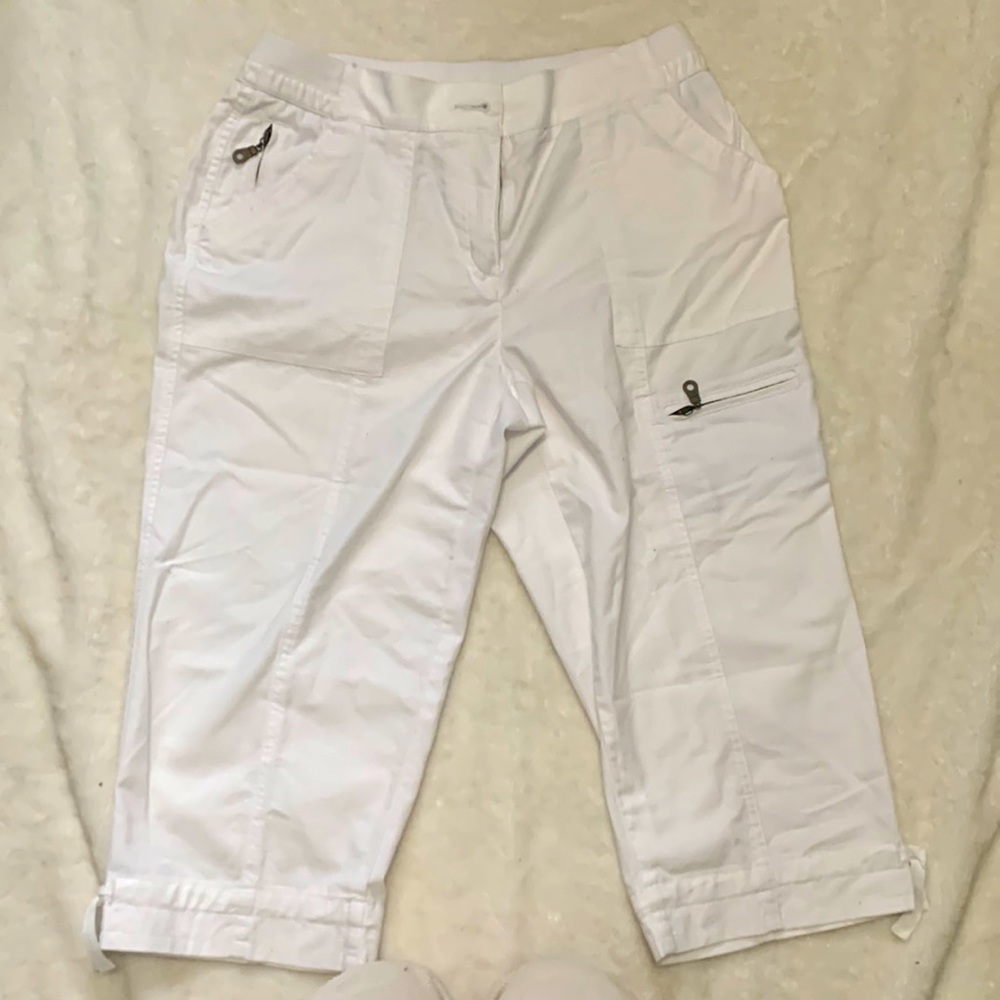 Alia petite , size 8P EUC summer capris